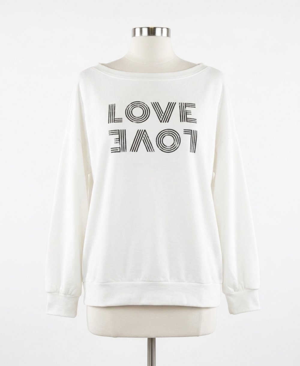 NEW GILLI "love" print in white
